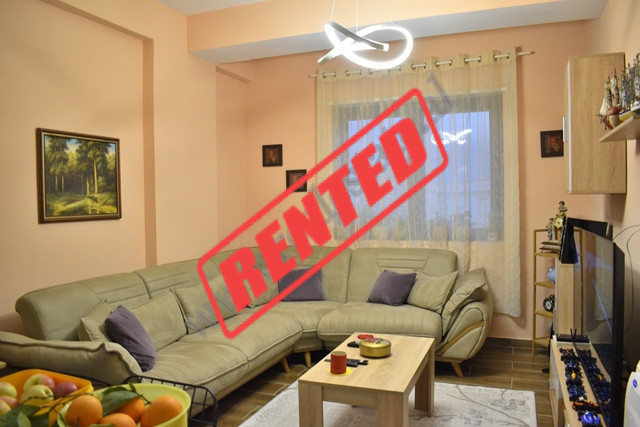 Apartament 2+1 me qira tek Zgjatimi i Residences Kodra e Diellit 1 ne Tirane.
Pozicionohet ne katin